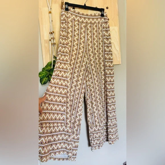 FARM RIO Anthropologie Cream and Brown Wide-Leg Pants Size Medium Petite - Picture 3 of 7